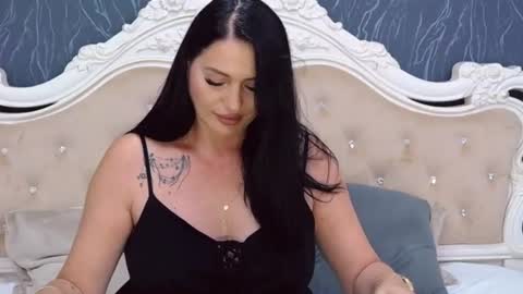 Snapshot of laurenjenssen chatting on 07.17.26 Laura online show from 07.17.26