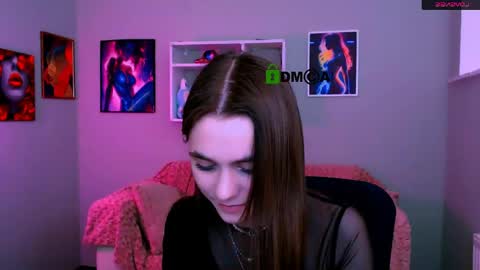 Laure online show from 04.17.26