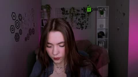 Snapshot of laurenmurrr chatting on 05.16.26 Laure online show from 05.16.26