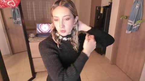 Snapshot of laurenn_111 chatting on 05.12.26 laurenn_111 online show from 05.12.26