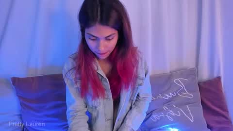 Snapshot of laurenn__1 chatting on 11.04.25 Lauren online show from 11.04.25