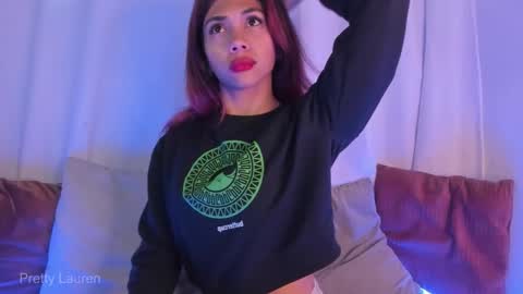 Snapshot of laurenn__1 chatting on 11.05.25 Lauren online show from 11.05.25