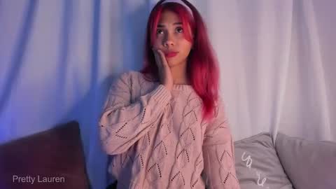 Snapshot of laurenn__1 chatting on 02.11.26 Lauren online show from 02.11.26