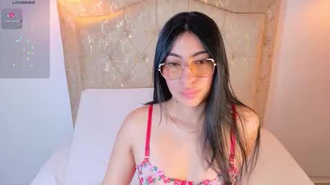 laurenn_smitth online show from 02.14.26
