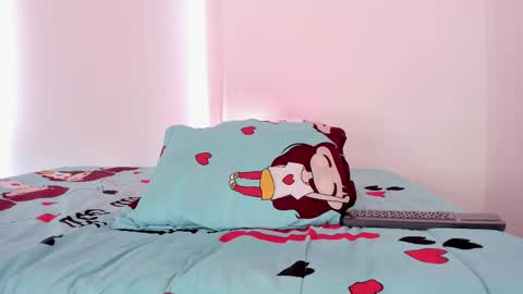 laurensmith9 online show from 02.14.25