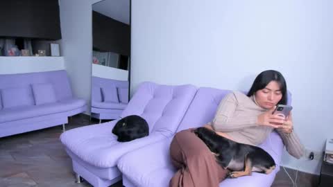 Lucie  online show from 09.27.25