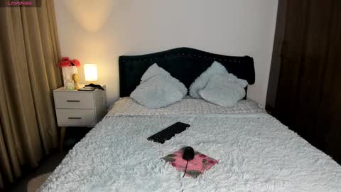 daniela angel     online show from 01.28.25