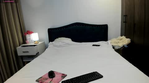 daniela angel     online show from 03.08.25