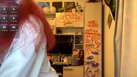 Snapshot of laurettecipro chatting on 06.14.26 Eva online show from 06.14.26