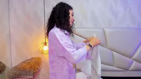 Laurent online show from 12.03.25