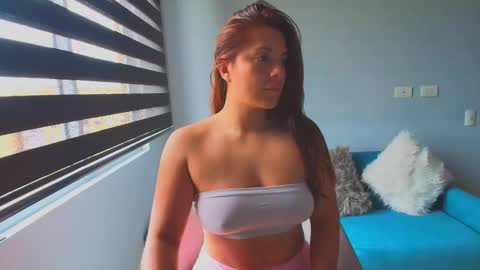 Snapshot of lauri_fit chatting on 02.02.26 Lauri online show from 02.02.26