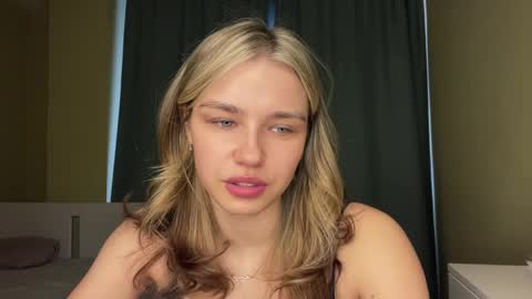 Bella online show from 04.09.26