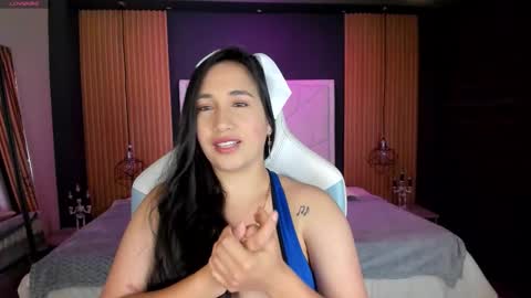 Lau Roberts online show from 10.08.25