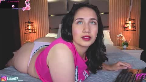 Lau Roberts online show from 02.22.26