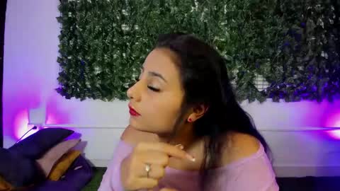  LaurynJeffers  online show from 04.25.26
