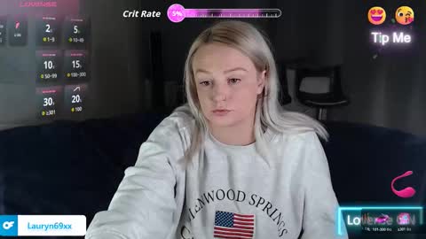 Lauryn Roxx online show from 10.30.25