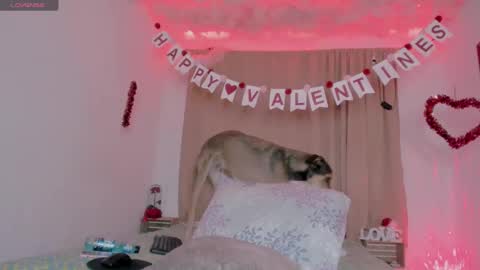 Lauu G online show from 02.04.25