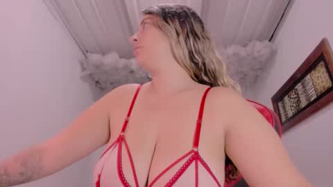 Lauu G online show from 10.02.25