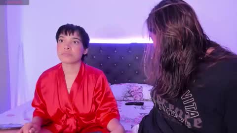 Snapshot of lauxsofi chatting on 11.02.25 Lau Sofi online show from 11.02.25