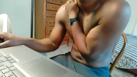 Snapshot of lavanderbrown chatting on 10.14.25 lavanderbrown online show from 10.14.25