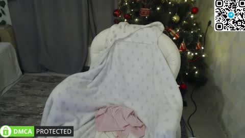 Mia online show from 12.04.24