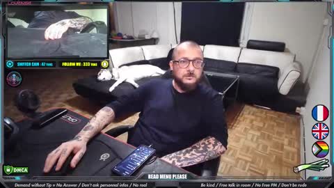 Snapshot of law_leek chatting on 03.12.26 Leek online show from 03.12.26