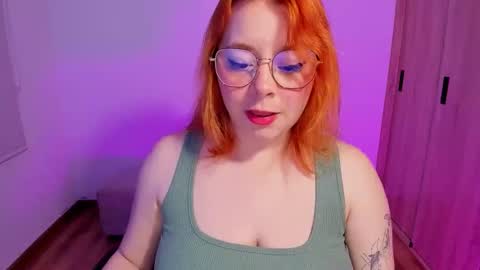 laylaah online show from 11.21.25