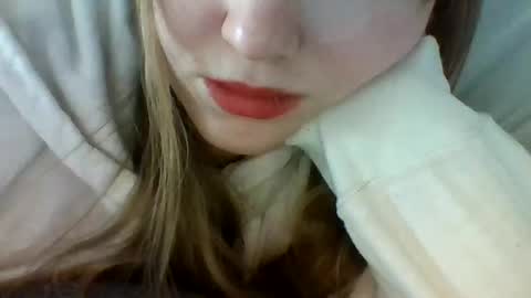 layannalea online show from 01.20.25