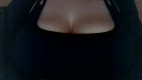 layannalea online show from 11.25.25