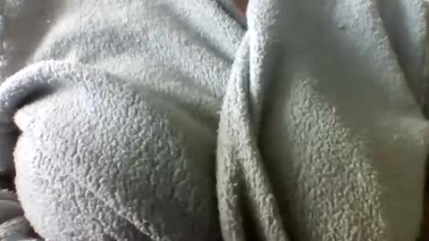 layannalea online show from 04.17.26