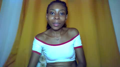 layannek online show from 11.30.25