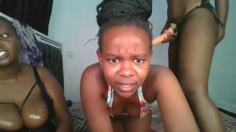 layla_cutiee online show from 02.25.26