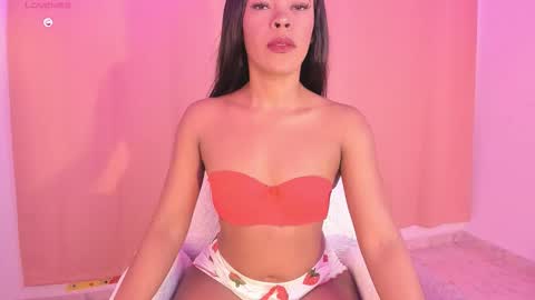 LAYLA online show from 02.01.26