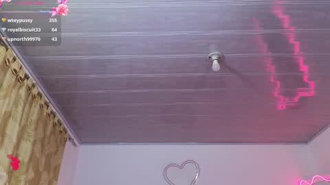 laylafoxy_tay online show from 03.10.25