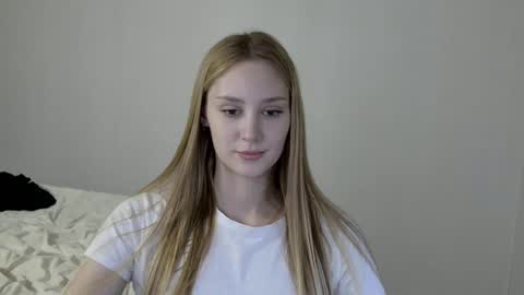 Snapshot of laylapretty001 chatting on 12.05.24 LaylaPretty001 online show from 12.05.24