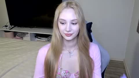 Laylla001 online show from 03.13.26