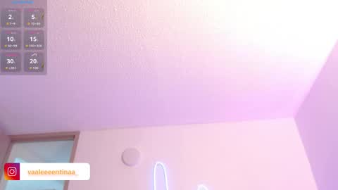 Snapshot of layna_cold chatting on 03.31.26 Vannessa online show from 03.31.26