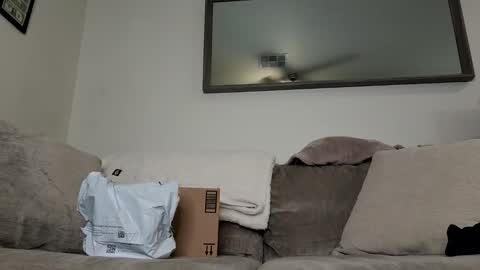 Snapshot of layzebigballs chatting on 01.08.26 layzebigballs online show from 01.08.26