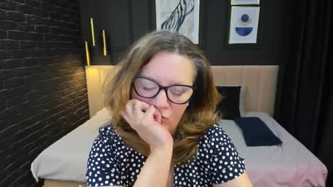 Lea online show from 02.07.26