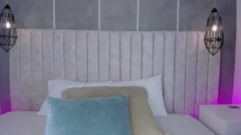    online show from 03.11.26