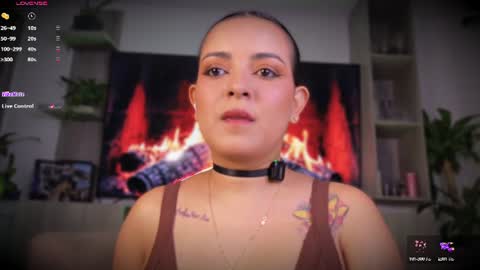 L E A   online show from 07.25.26