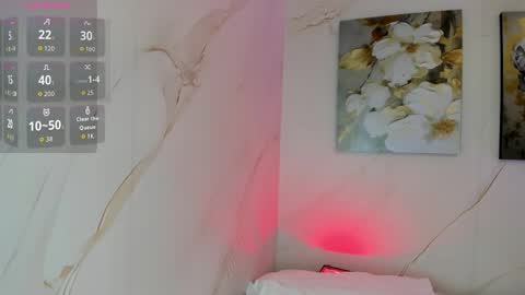 LEAH online show from 04.07.26