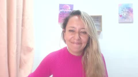 leah_susman online show from 02.21.25