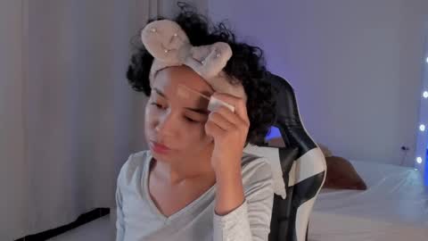 leahaltomm online show from 02.12.25