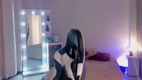 leahaltomm online show from 03.09.25