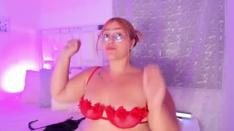 Leah  online show from 09.17.25