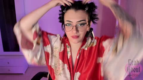 Snapshot of leahghoul666 chatting on 01.23.25 Leah Independent Model OF leahghoul666 online show from 01.23.25