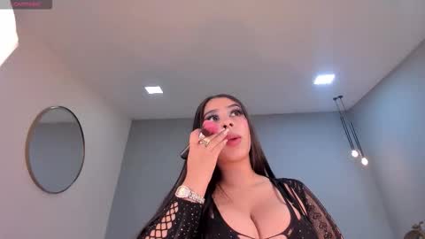 Snapshot of leahlombardi_ chatting on 09.14.25 leahlombardi_ online show from 09.14.25