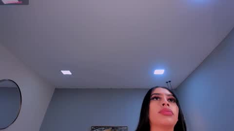 Snapshot of leahlombardi_ chatting on 10.16.25 leahlombardi_ online show from 10.16.25