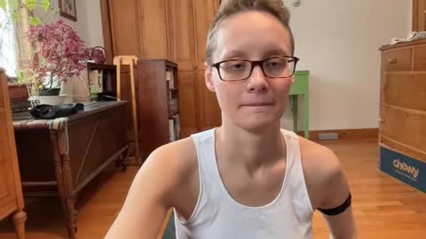 Lee online show from 02.13.25